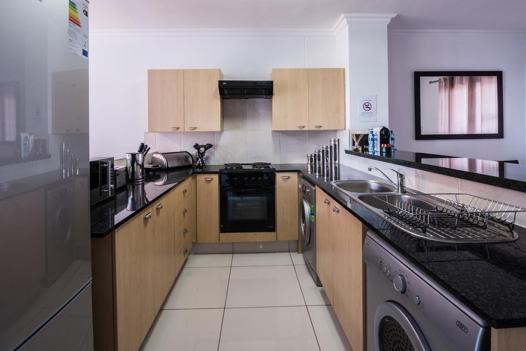 Prestige Apartments Sandton At Westpoint Johannesburg Oda fotoğraf