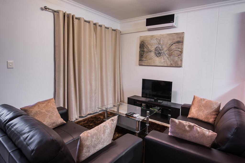 Prestige Apartments Sandton At Westpoint Johannesburg Oda fotoğraf