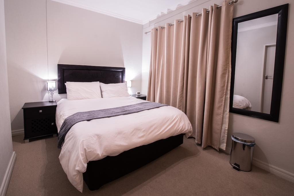 Prestige Apartments Sandton At Westpoint Johannesburg Oda fotoğraf